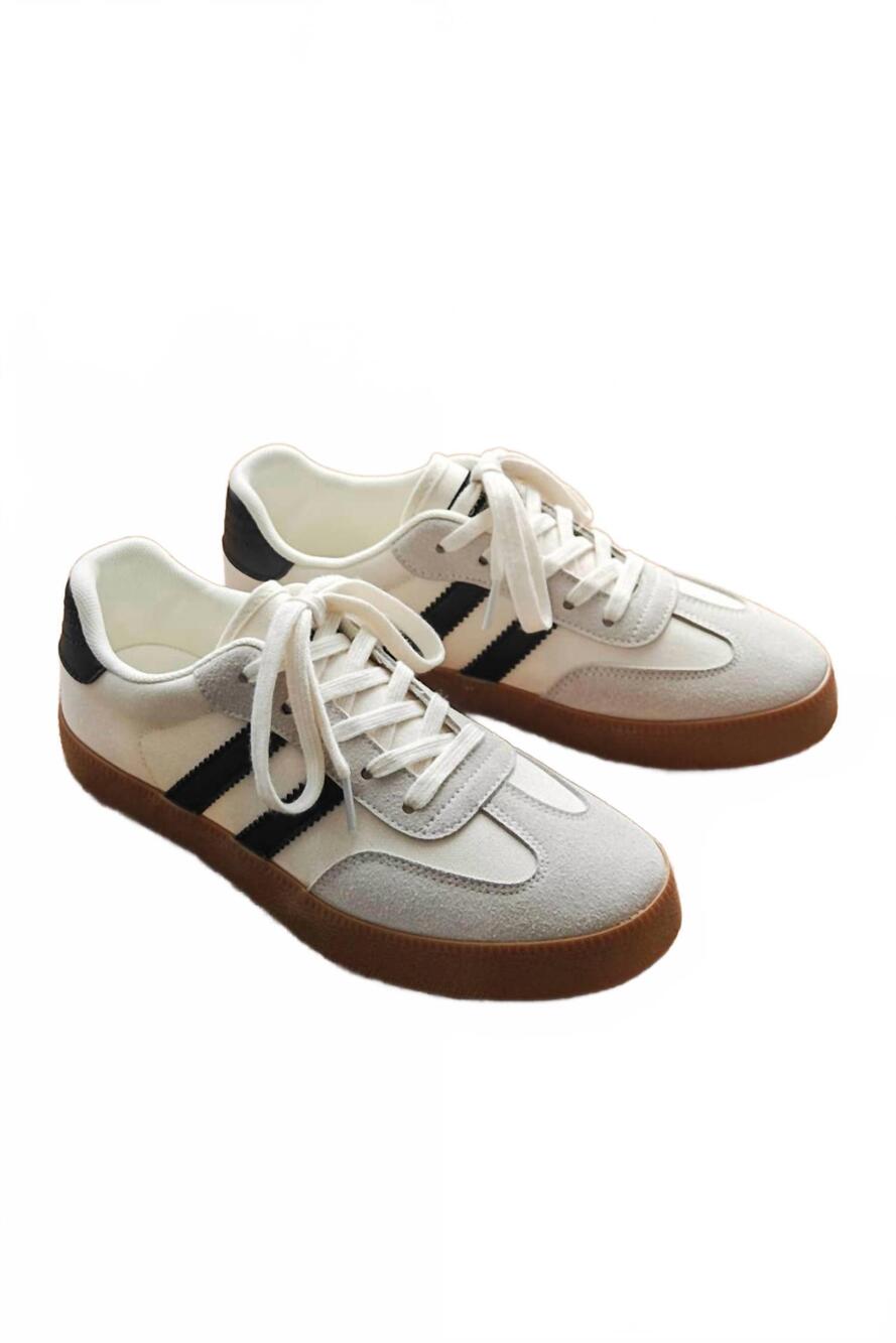 NEW LITTLE DAISY CLOSET women's striped lace-up flat sneakers in white